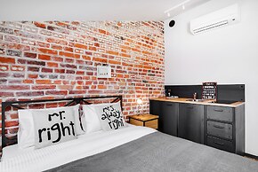 Well Well Aparthotel