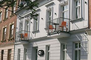 Well Well Aparthotel