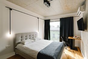 Well Well Aparthotel