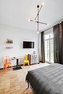 Well Well Aparthotel