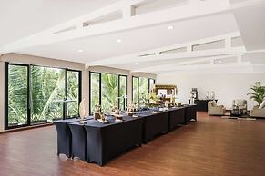 Royal Tulip Springhill Resort Jimbaran