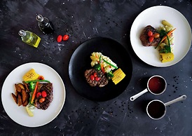 Royal Tulip Springhill Resort Jimbaran