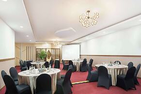 Royal Tulip Springhill Resort Jimbaran