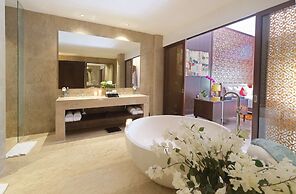 Royal Tulip Springhill Resort Jimbaran