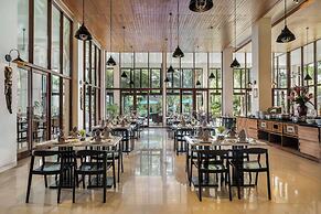 Royal Tulip Springhill Resort Jimbaran