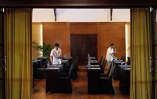 Royal Tulip Springhill Resort Jimbaran