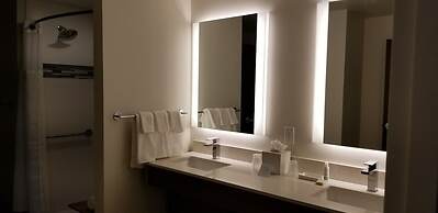 EVEN Hotel Eugene by IHG