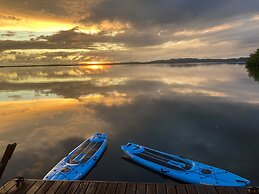 Dolphin Bay Hideaway