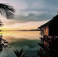 Dolphin Bay Hideaway