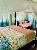 Dolphin Bay Hideaway