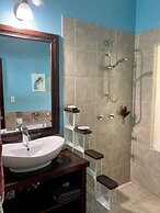 Dolphin Bay Hideaway