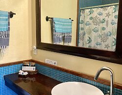 Dolphin Bay Hideaway