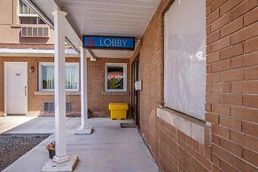 Motel 6 Sudbury, ON