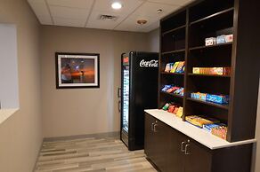 Wyndham Garden New Roads / False River