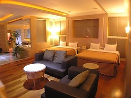 Changsing Business Motel