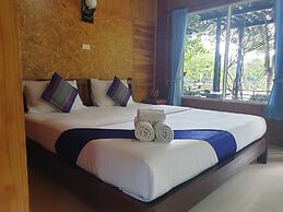 Baan Suan Hill Resort