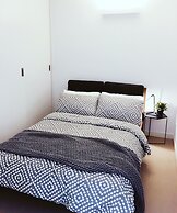 Frangipanistays at 589E