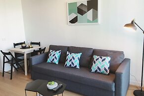 Frangipanistays at 589E