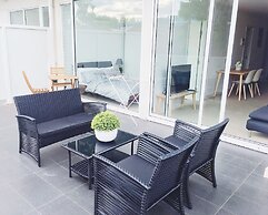 Frangipanistays at 589E