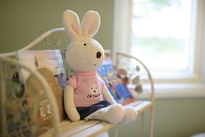 Dancing Butterfly Slide Family Inn