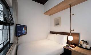 ManXin Qianmen Courtyard Hotel