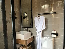 ManXin Qianmen Courtyard Hotel