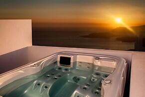 May Seven Suites - Adults Only