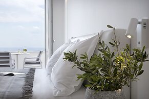 May Seven Suites - Adults Only