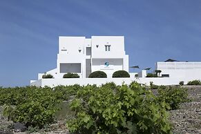 May Seven Suites - Adults Only