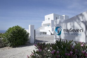 May Seven Suites - Adults Only