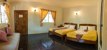 Baanboonpetch Resort