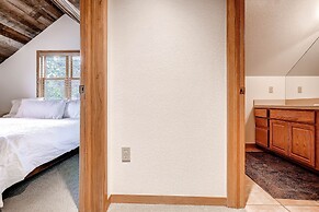 Après Chalet - Perfect In Town Location! by RedAwning