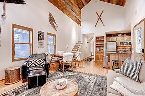 Après Chalet - Perfect In Town Location! by RedAwning