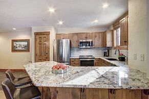 Mountain Thunder Lodge 5201 - Gondola to Lifts by RedAwning