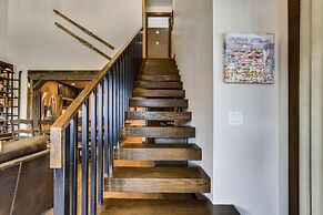 Tyra Chalet 336 - Ski-In/Ski-Out by RedAwning