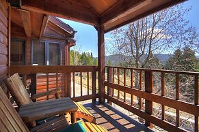 Tyra Chalet 336 - Ski-In/Ski-Out by RedAwning