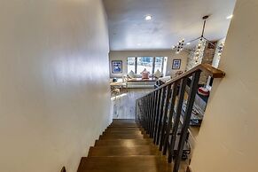 Tyra Chalet 336 - Ski-In/Ski-Out by RedAwning