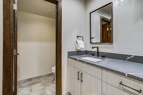 Tyra Chalet 336 - Ski-In/Ski-Out by RedAwning