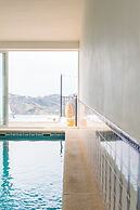 Casa Roble B&B