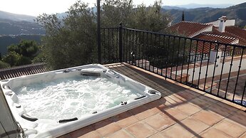 Casa Roble B&B