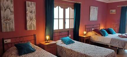 Casa Roble B&B