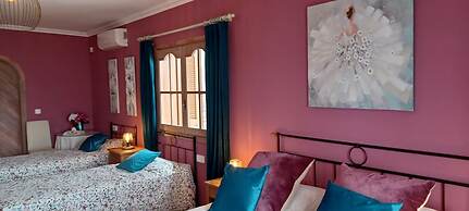 Casa Roble B&B