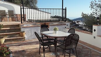 Casa Roble B&B