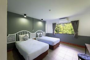 Nora Bukit Hotel