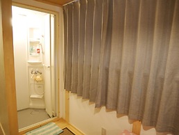 G'inns guest house - Hostel