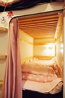 G'inns guest house - Hostel