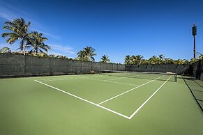 Hali'i Kai At Waikoloa 2b 2 Bedroom Condo by RedAwning