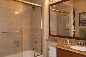 The Mauna Lani Golf S K5 3 Bedroom Condo by RedAwning