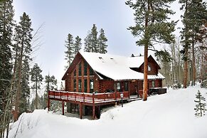 Elk Trail House by RedAwning