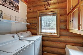 Elk Trail House by RedAwning